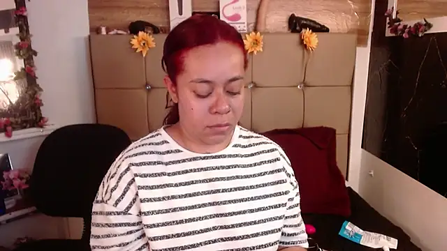 Snapshot of MIA__SPENCER chatting on March 26, 7:08 pm MIA SPENCER online show from March 26, 7:08 pm