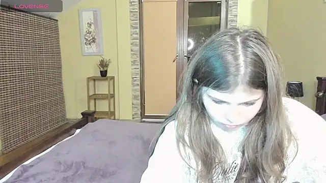 Lilly Jess online show from October 17, 6:54 pm