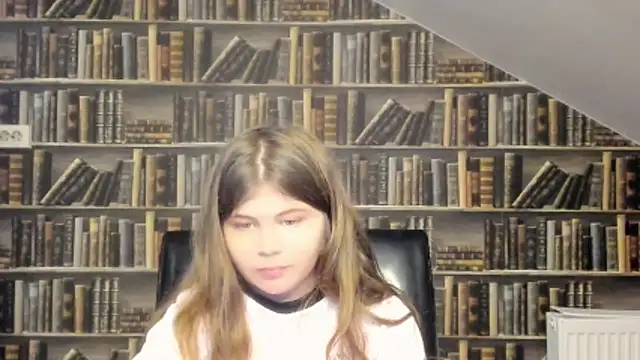 Lilly Jess online show from November 8, 5:23 pm