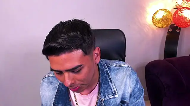 Matthewlodge online show from November 6, 2:18 pm