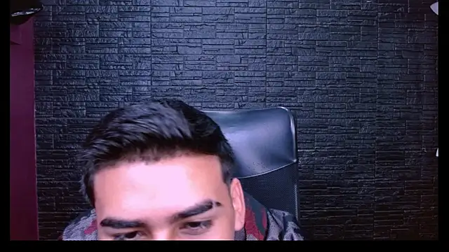 Matthewlodge online show from December 2, 2:56 pm