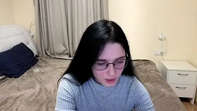 Charming Mysteriousss online show from February 4, 3:51 pm