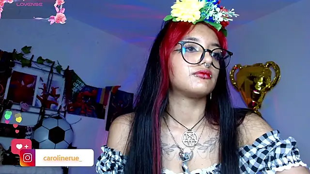 carolinerue online show from June 20, 4:48 am