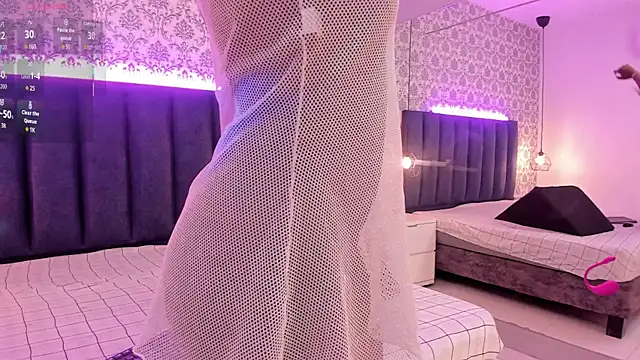 NalahCampbell online show from November 17, 7:52 pm