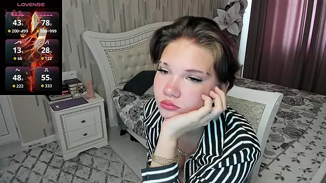 HarperMarryson online show from October 25, 7:05 am