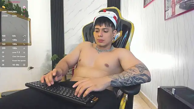 xKevyn online show from December 5, 12:36 pm