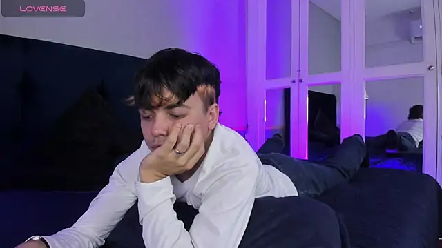 Andree Kamado online show from October 2, 12:01 pm