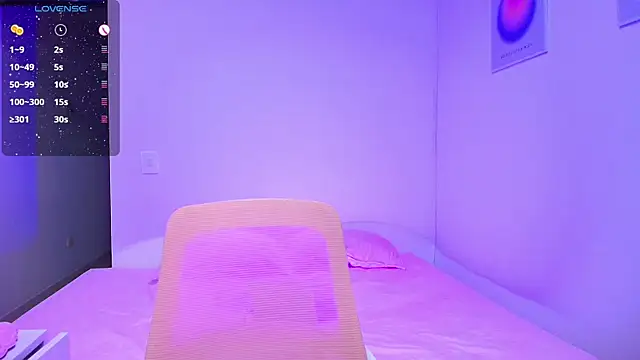 Snapshot of ana_bigboobss chatting on November 28, 12:13 am ana bigboobss online show from November 28, 12:13 am