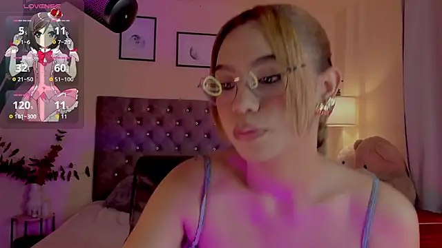 Snapshot of OxanaFedorova1- chatting on November 21, 8:29 pm OxanaFedorova1- online show from November 21, 8:29 pm