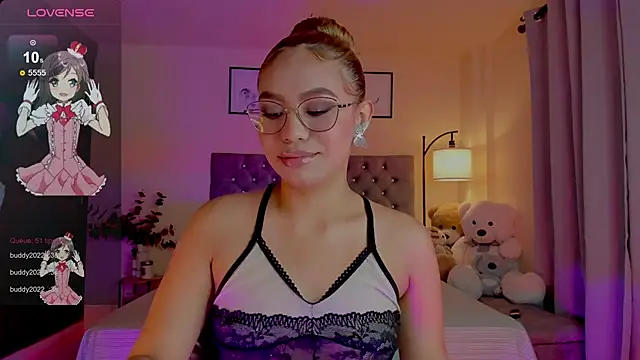 Snapshot of OxanaFedorova1- chatting on May 16, 9:24 pm OxanaFedorova1- online show from May 16, 9:24 pm
