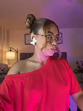 Snapshot of OxanaFedorova1- chatting on May 23, 8:35 pm OxanaFedorova1- online show from May 23, 8:35 pm