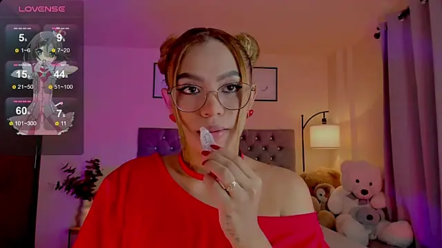 Snapshot of OxanaFedorova1- chatting on July 30, 10:09 pm OxanaFedorova1- online show from July 30, 10:09 pm