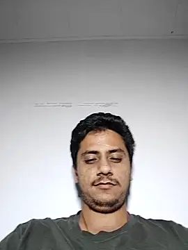 Snapshot of eyepach96 chatting on November 1, 12:23 am eyepach96 online show from November 1, 12:23 am