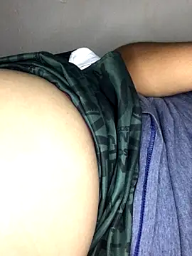 luzmelzinha online show from September 30, 11:32 pm