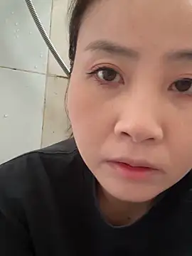 Snapshot of wly2028 chatting on December 4, 5:28 am wly2028 online show from December 4, 5:28 am