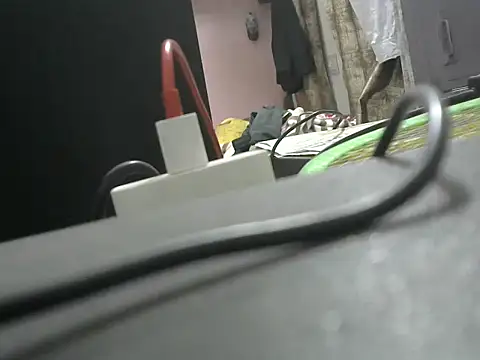 Snapshot of Famit025 chatting on March 10, 3:17 pm Famit025 online show from March 10, 3:17 pm