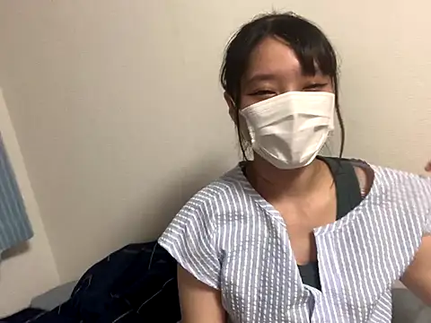 Snapshot of ituki_0415 chatting on November 4, 5:34 pm ituki 0415 online show from November 4, 5:34 pm