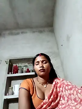 Snapshot of Cm_pooja chatting on July 14, 6:13 pm Cm pooja online show from July 14, 6:13 pm