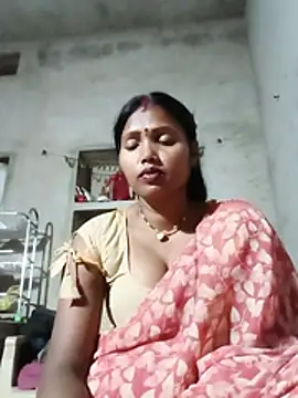 Snapshot of Cm_pooja chatting on August 5, 6:11 pm Cm pooja online show from August 5, 6:11 pm