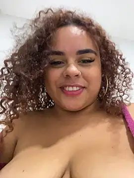 Snapshot of ___seusegredo chatting on June 4, 12:33 pm seusegredo online show from June 4, 12:33 pm