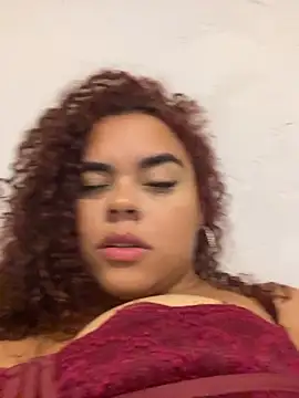 Snapshot of ___seusegredo chatting on July 8, 11:37 am seusegredo online show from July 8, 11:37 am