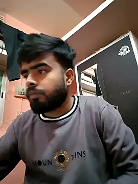 soniriyaa010101 online show from December 5, 10:46 am