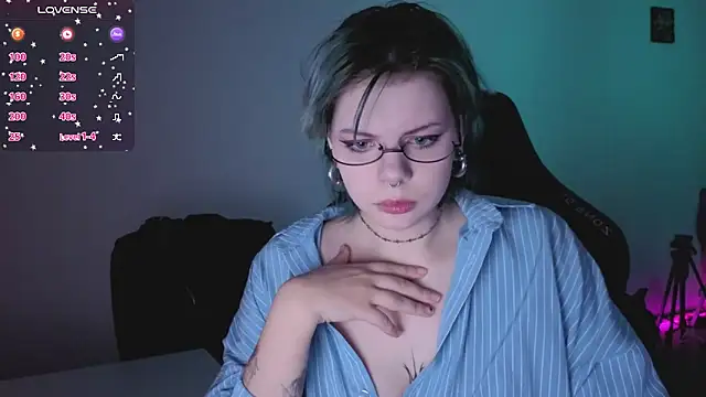 Alice Zev online show from September 25, 9:51 pm