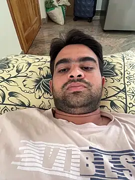 Snapshot of sunnu_97_ chatting on May 26, 6:09 am sunnu 97 online show from May 26, 6:09 am