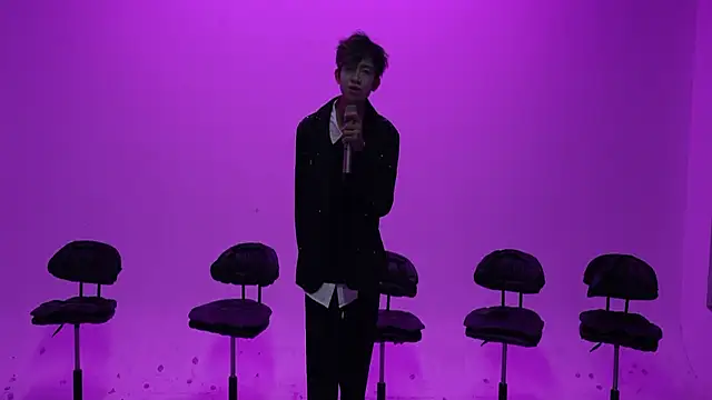 Snapshot of JL-sweetbaby1 chatting on October 27, 12:20 pm JL-sweetbaby1 online show from October 27, 12:20 pm