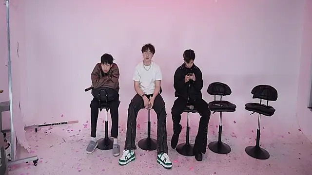 Snapshot of JL-sweetbaby1 chatting on October 29, 12:35 am JL-sweetbaby1 online show from October 29, 12:35 am