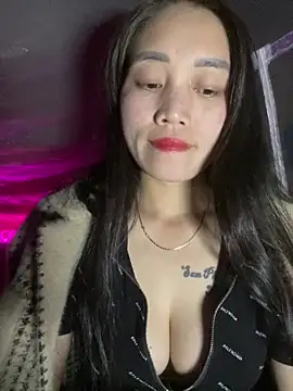 chipp-bong online show from December 2, 1:28 pm