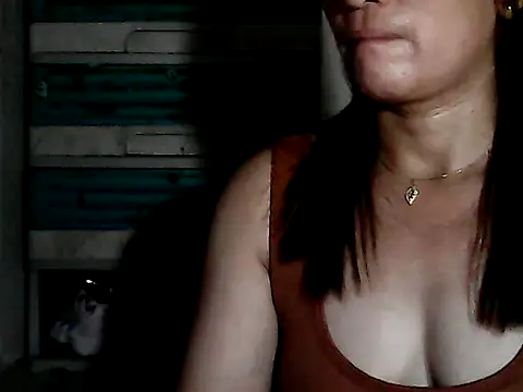 Snapshot of yoursPinayMama1682 chatting on October 25, 1:07 pm yoursPinayMama1682 online show from October 25, 1:07 pm