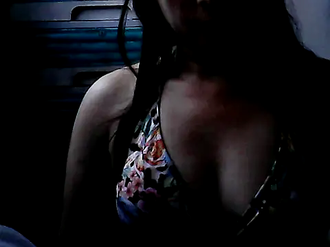 Snapshot of yoursPinayMama1682 chatting on November 18, 11:15 pm yoursPinayMama1682 online show from November 18, 11:15 pm