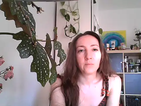 Snapshot of Valessya chatting on June 18, 3:27 pm Valessya online show from June 18, 3:27 pm