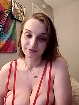 Snapshot of LuvTune chatting on January 10, 5:09 am LuvTune online show from January 10, 5:09 am