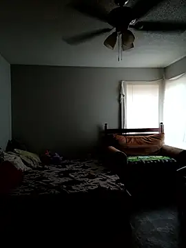 Snapshot of LuvTune chatting on February 26, 7:24 pm LuvTune online show from February 26, 7:24 pm