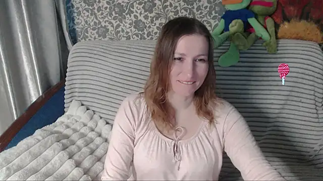 Snapshot of LesanaMagic chatting on May 26, 6:26 pm LesanaMagic online show from May 26, 6:26 pm