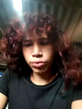 Snapshot of kiimferv chatting on November 8, 1:22 pm kiimferv online show from November 8, 1:22 pm