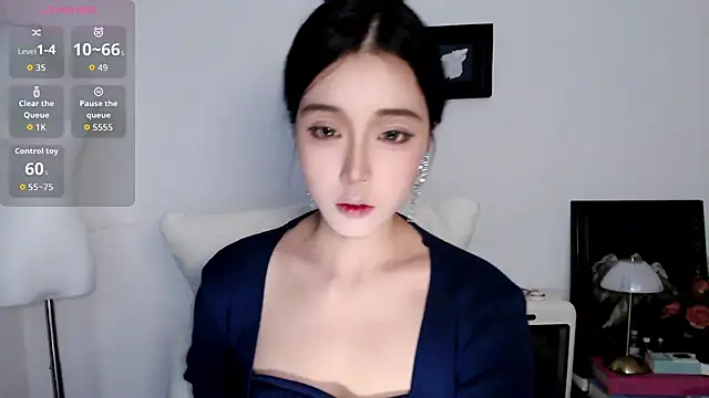 Wfrost0707 online show from December 15, 12:42 pm