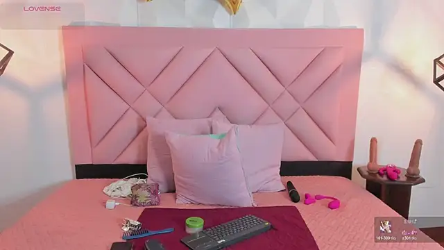 Caroline daring online show from July 4, 12:11 pm