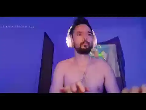 Snapshot of Arthur_Rj_21 chatting on October 4, 9:35 pm Arthur Rj 21 online show from October 4, 9:35 pm