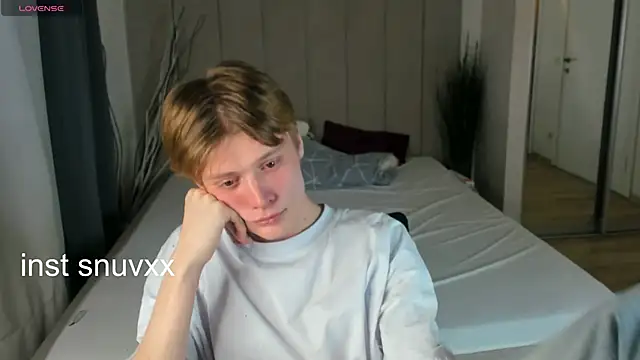 LouieEvans online show from November 2, 8:55 pm