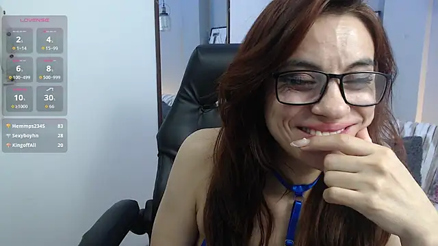 KendallWood  online show from February 7, 8:51 am