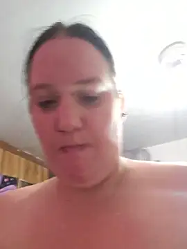Snapshot of BabygurlJay chatting on June 5, 6:52 am BabygurlJay online show from June 5, 6:52 am