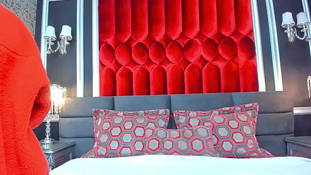 SharonBonet online show from December 3, 11:41 am