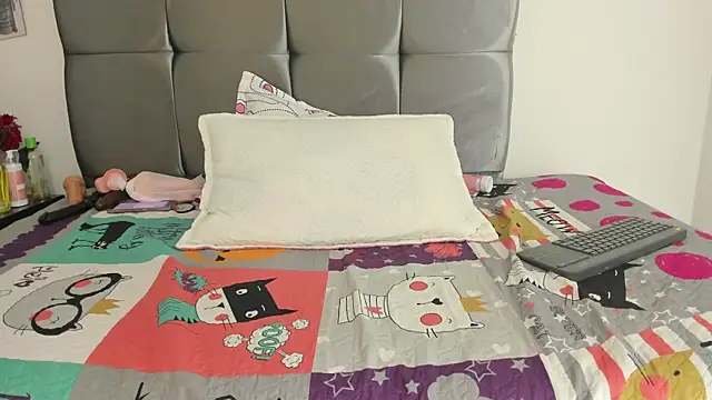Snapshot of Karol_wish chatting on June 25, 5:12 am Karol wish online show from June 25, 5:12 am