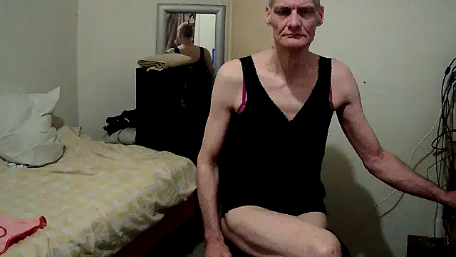 hobybobbi online show from September 25, 8:45 pm