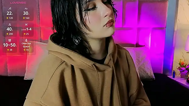 RobinBennett online show from June 5, 2:23 pm