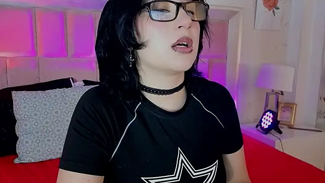 RobinBennett online show from June 20, 12:30 pm