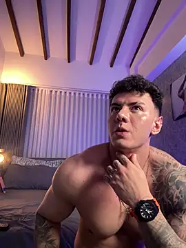 Thomas Falcon online show from October 3, 11:35 pm